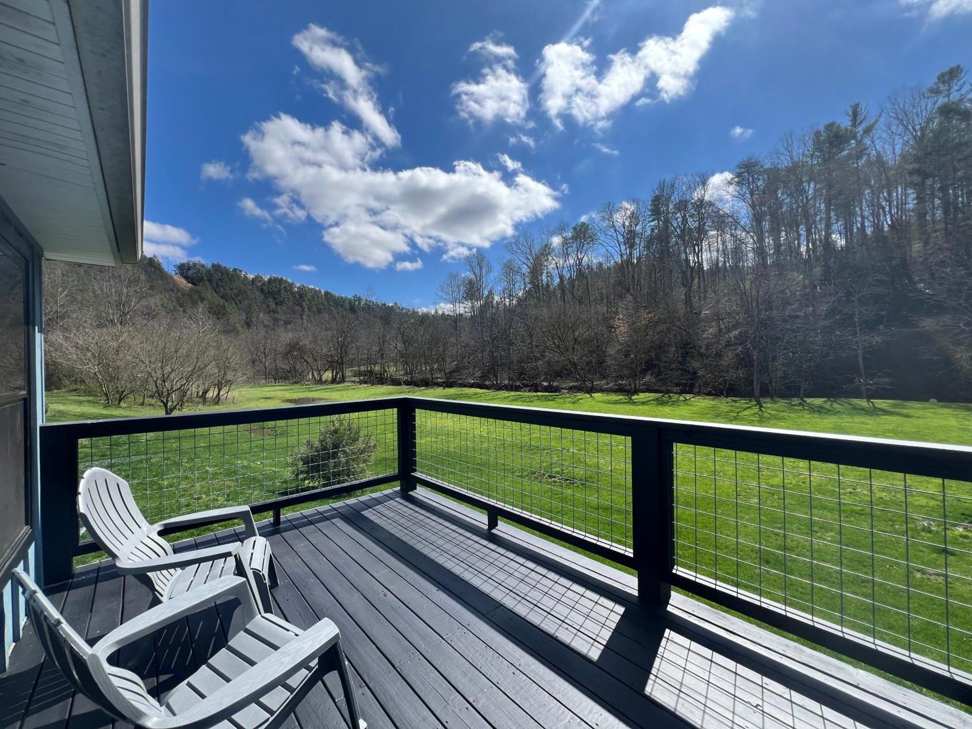 Firefly Fields 2-Acres With Guest House, Game Room, Mountain & River Views Сивиървил Екстериор снимка