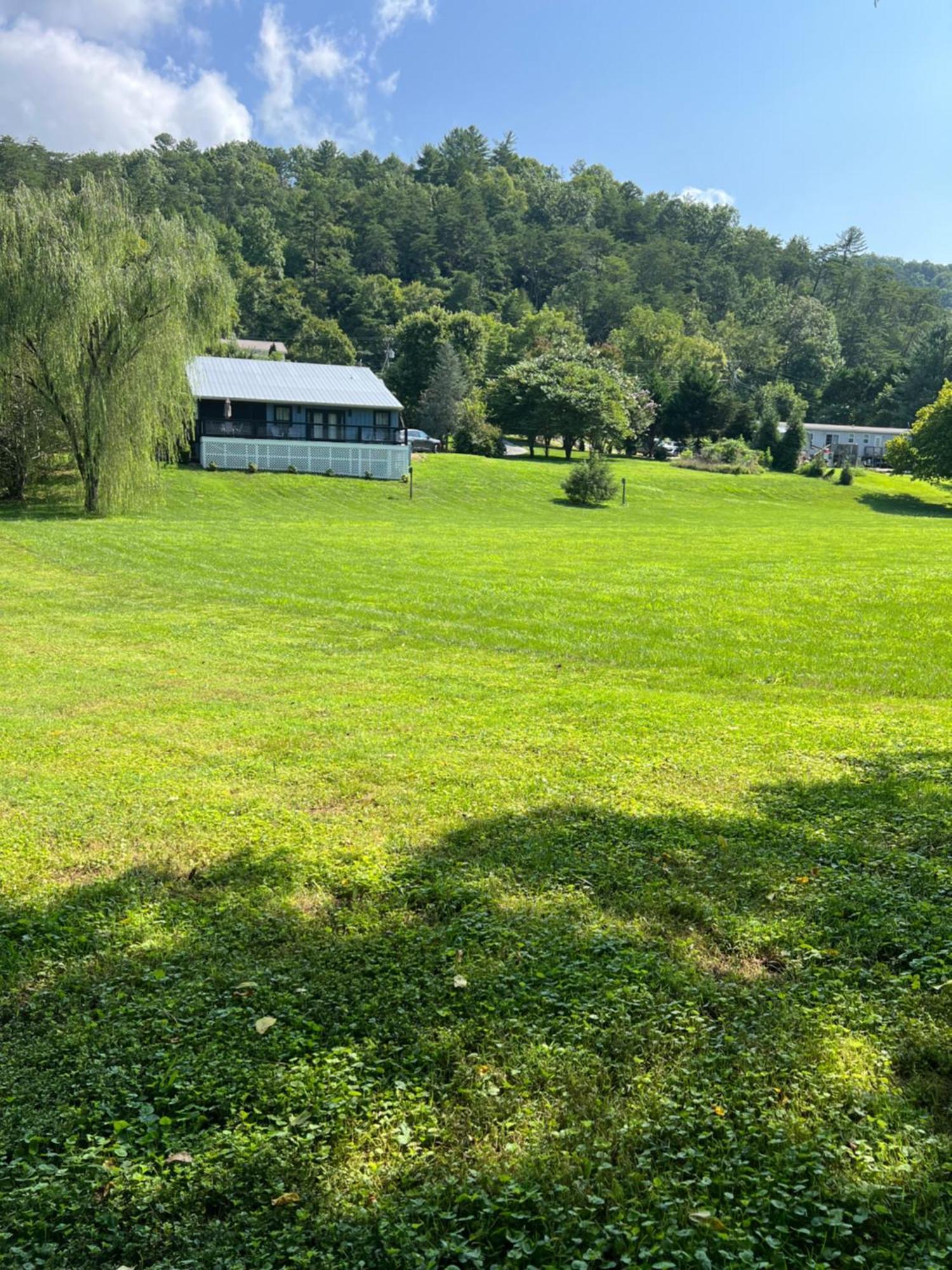Firefly Fields 2-Acres With Guest House, Game Room, Mountain & River Views Сивиървил Екстериор снимка