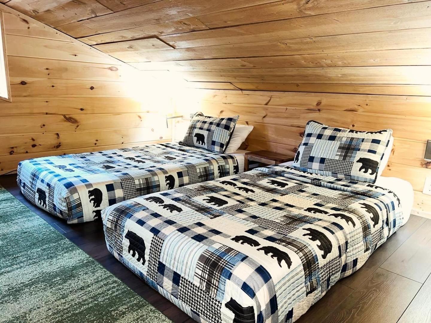 Firefly Fields 2-Acres With Guest House, Game Room, Mountain & River Views Сивиървил Екстериор снимка