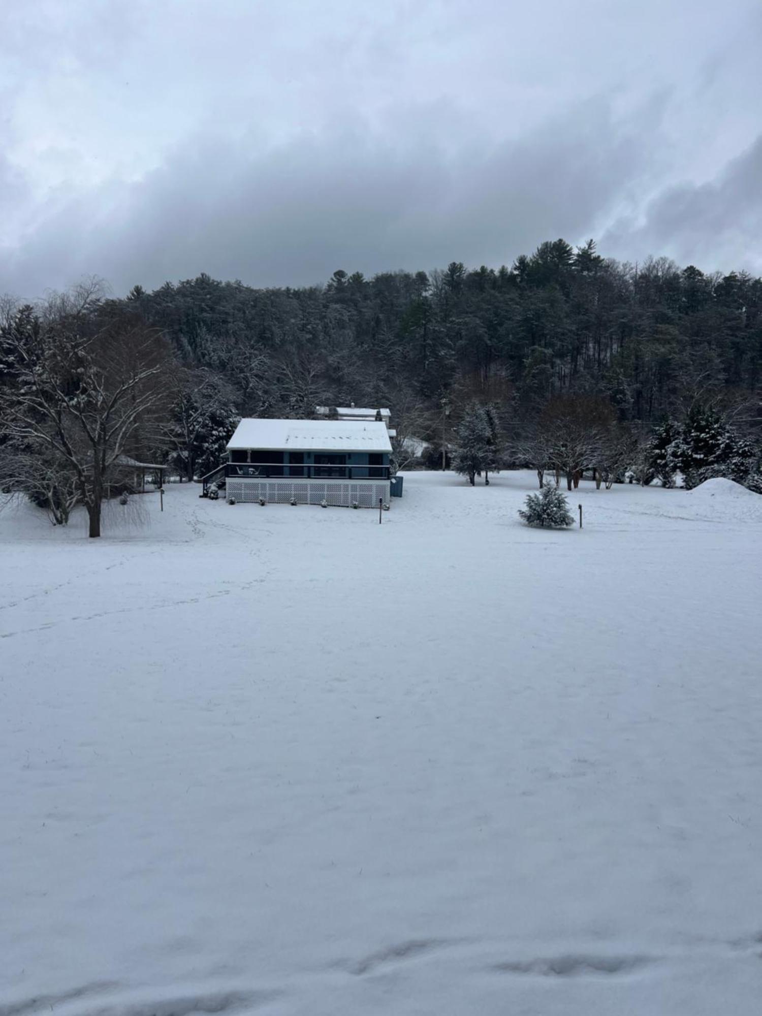 Firefly Fields 2-Acres With Guest House, Game Room, Mountain & River Views Сивиървил Екстериор снимка