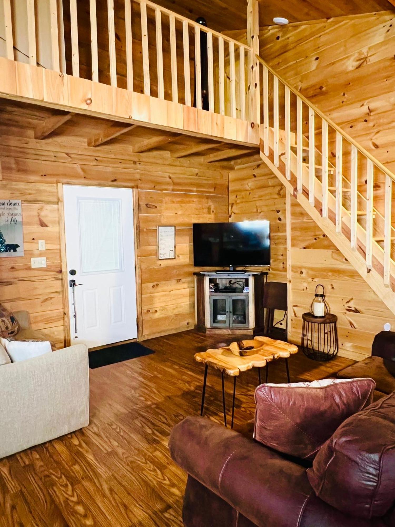 Firefly Fields 2-Acres With Guest House, Game Room, Mountain & River Views Сивиървил Екстериор снимка